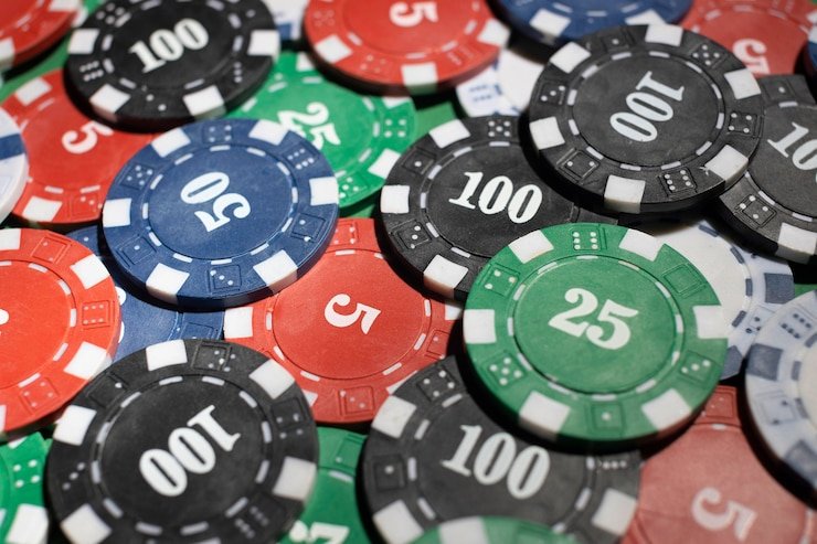 Jewels of Prosperity paytable showing symbol values and bonus feature descriptions on nesiabet